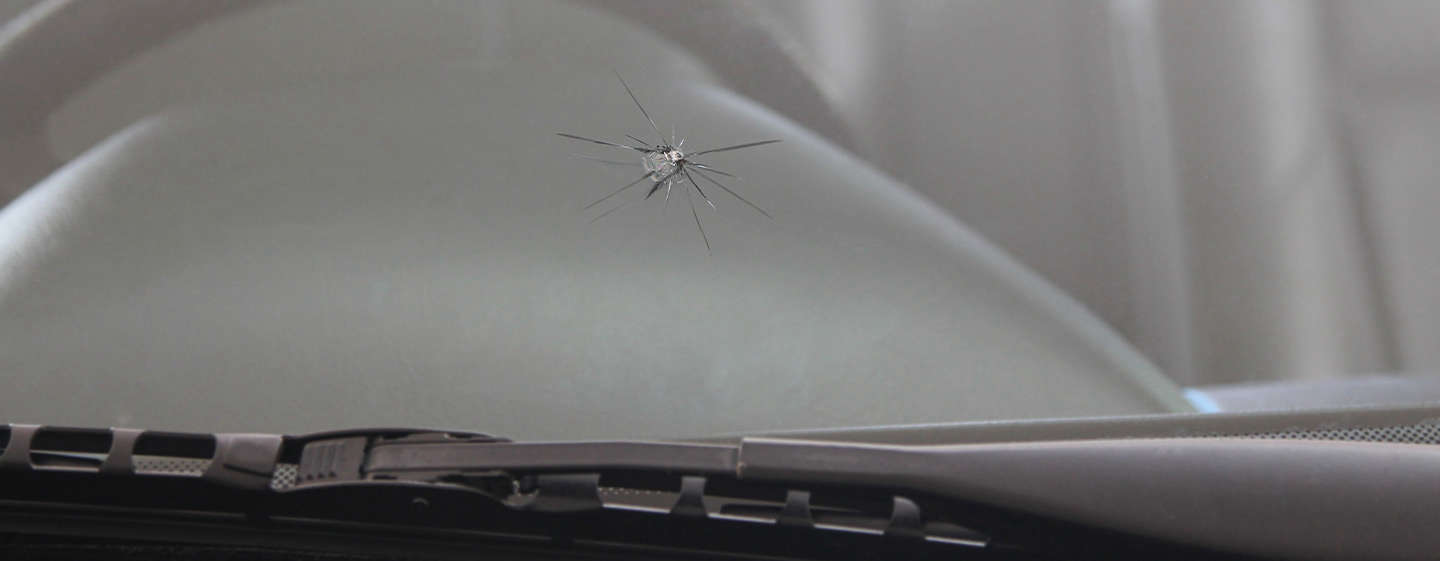 Types of windshield cracks