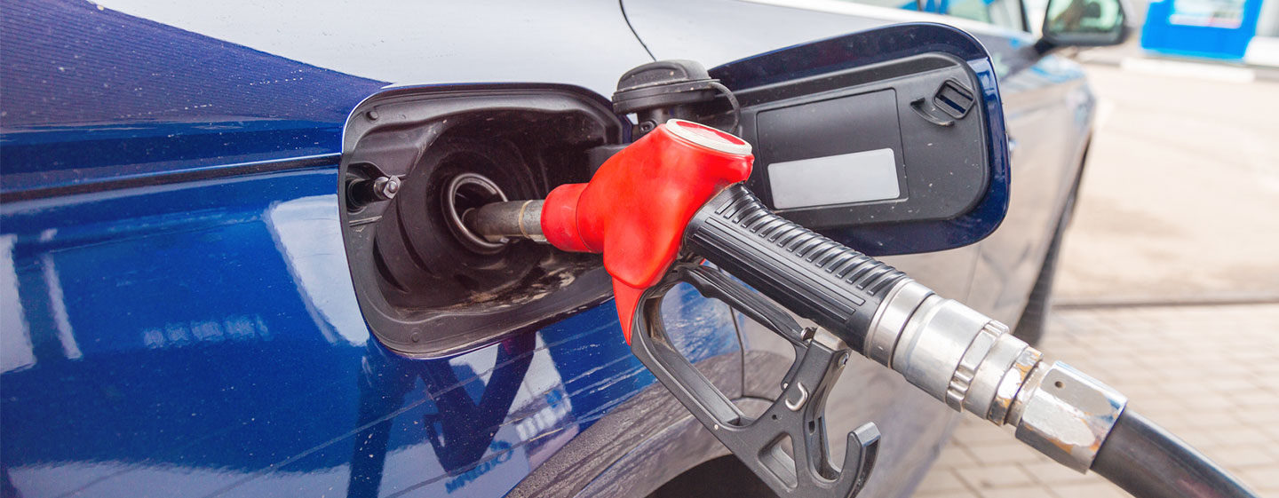 9 ways to save money on fuel while driving