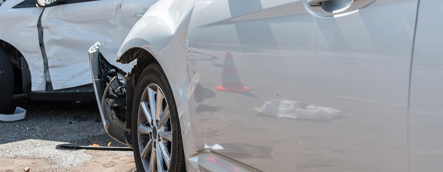 Do you know how to help if you see a car accident?